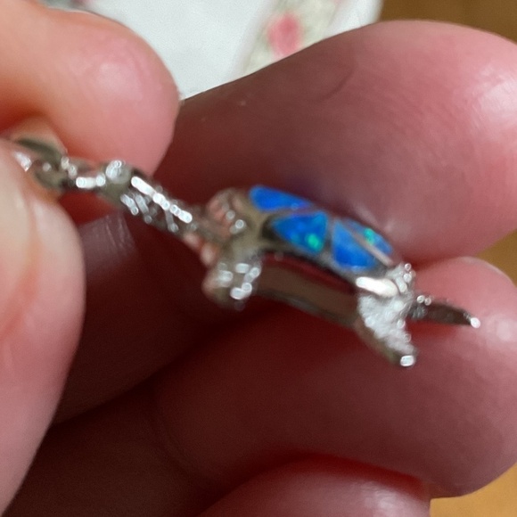 STERLING SILVER 925 BLUE AUSTRALIAN OPAL TORTOISE PENDANT​​ - Picture 4 of 8